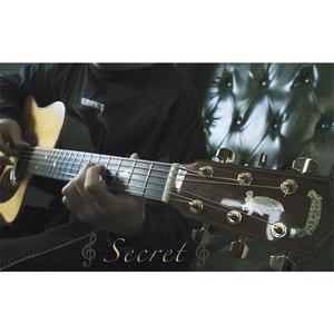 秘书掀起蕾丝裙被打屁股视频
